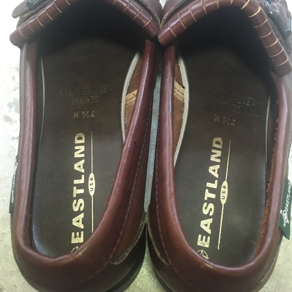 EASTLAND Cognac lthr loafers w/kiltie detail - Picture 8 of 8